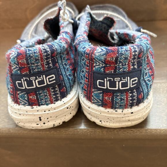 Hey Dude Wally Funk Shoes Mens Size 8 Gray Tribe Print Casual Lightweight Loafer - Picture 4 of 10